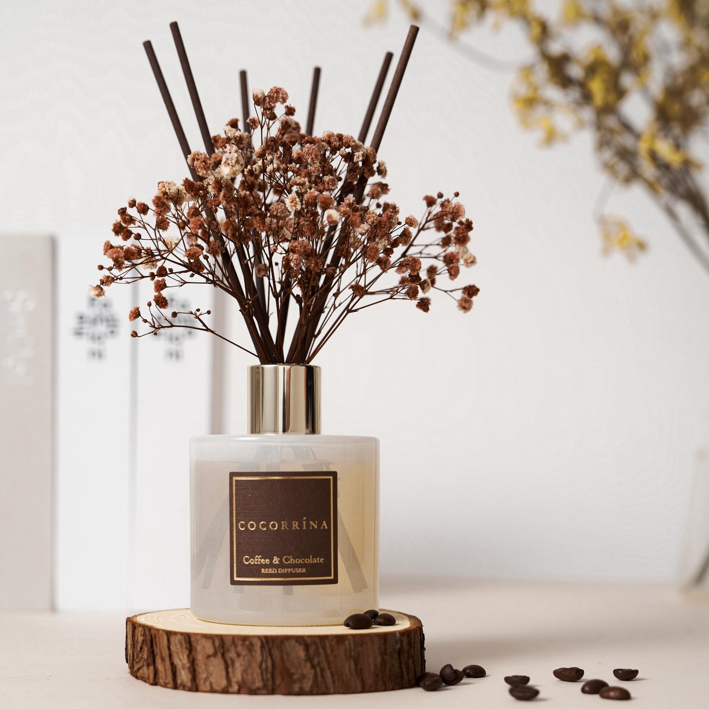 COCORRÍNA Reed Diffuser - Cashmere Vanilla 6.7 fl oz Reed Diffuser for Bedroom Bathroom Home Décor
