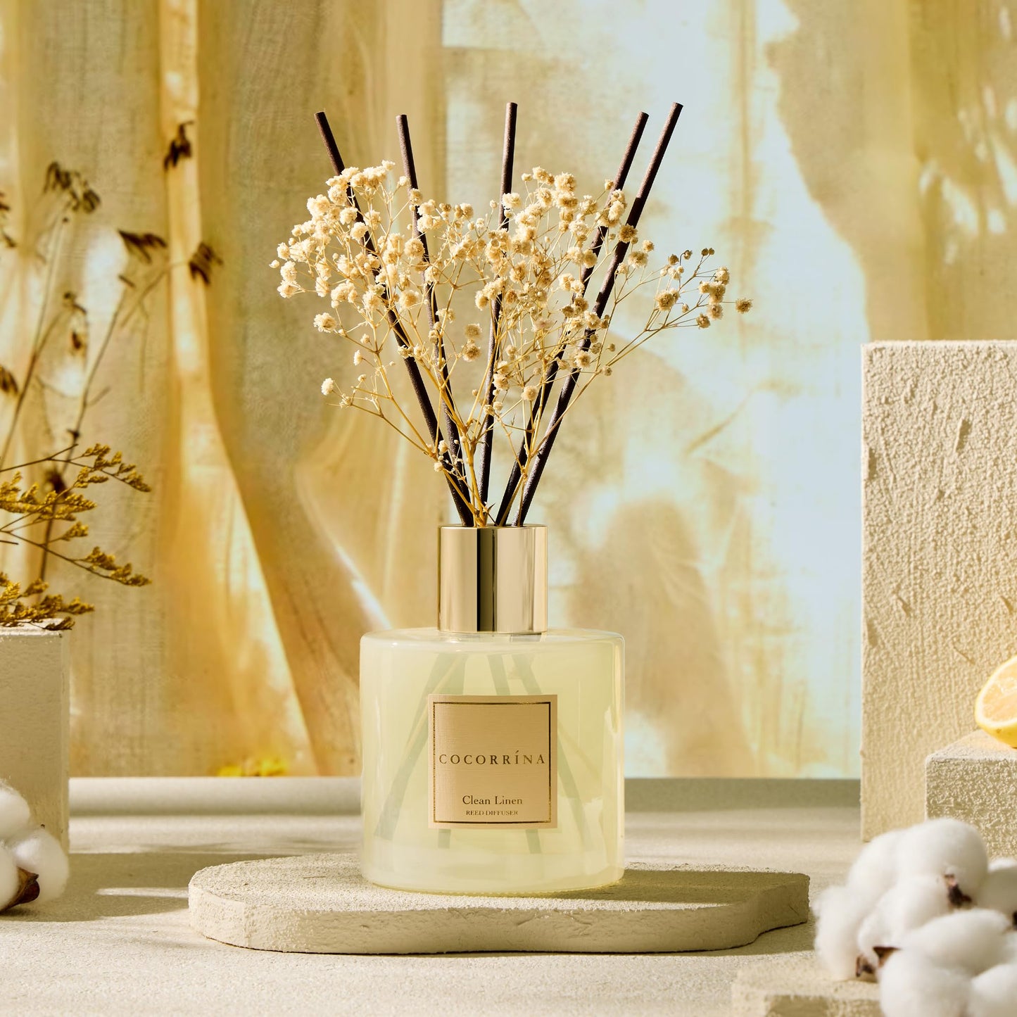 COCORRÍNA Reed Diffuser - Cashmere Vanilla 6.7 fl oz Reed Diffuser for Bedroom Bathroom Home Décor